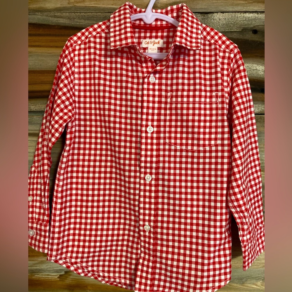 Cat and Jack red checkered button up. Boys size 4/5